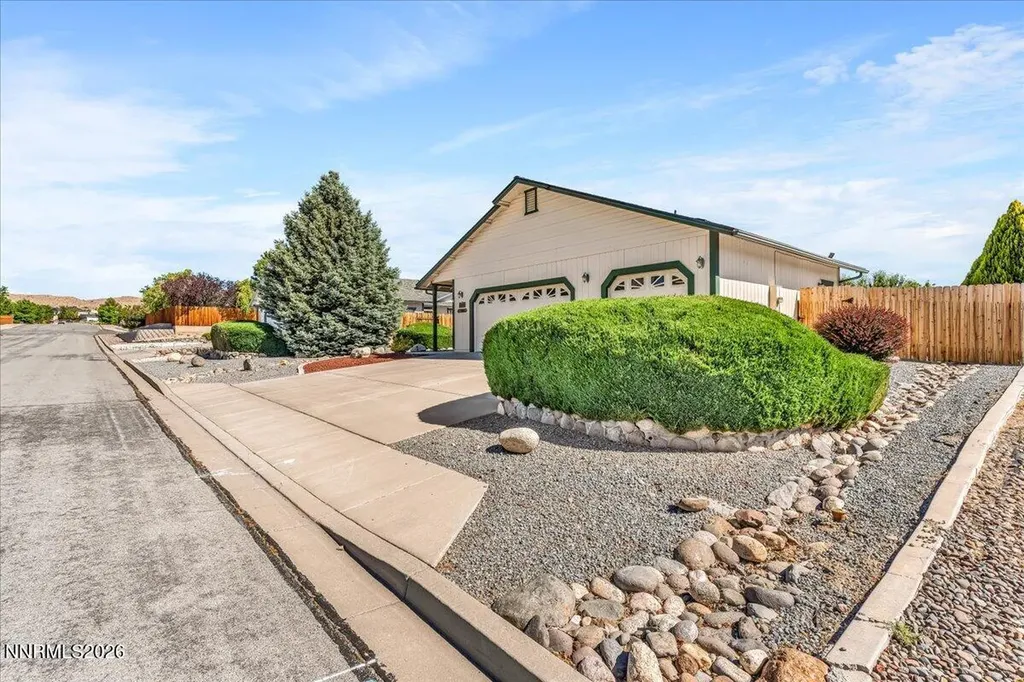 1477 Kinglet Sparks NV 89441