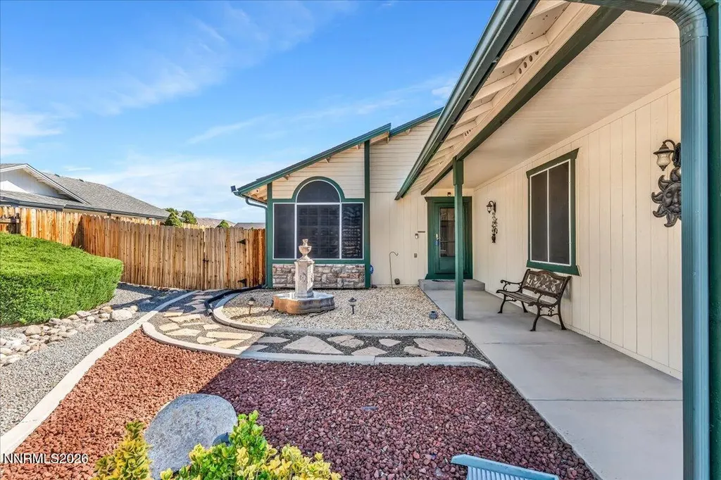 1477 Kinglet Sparks NV 89441