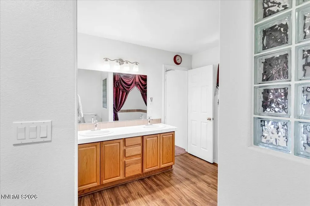 1477 Kinglet Sparks NV 89441
