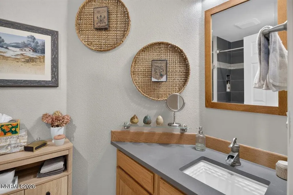 1240 Greenwich Reno NV 89519