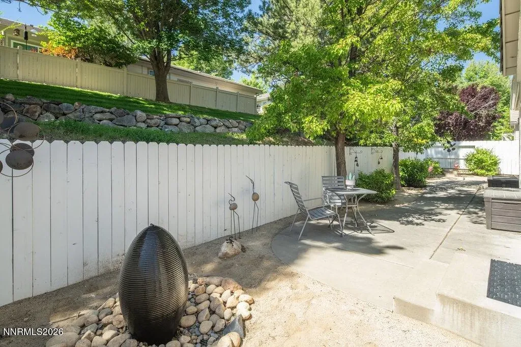 1240 Greenwich Reno NV 89519