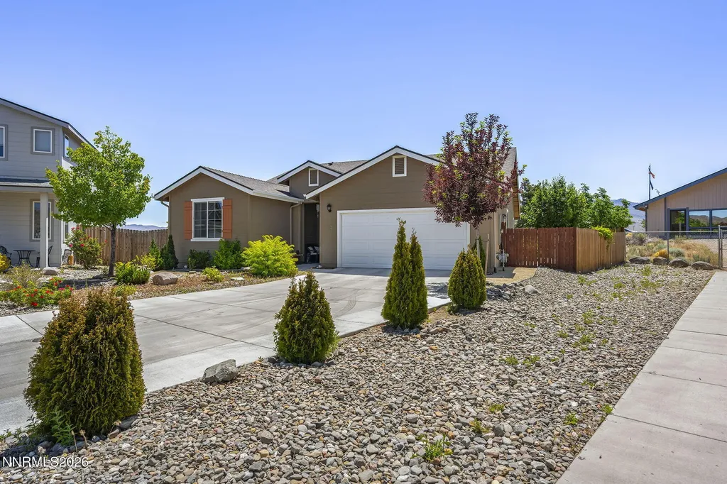 332 Granite Dayton NV 89403