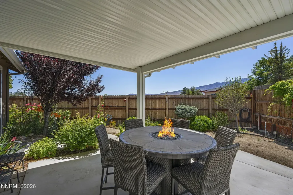 332 Granite Dayton NV 89403