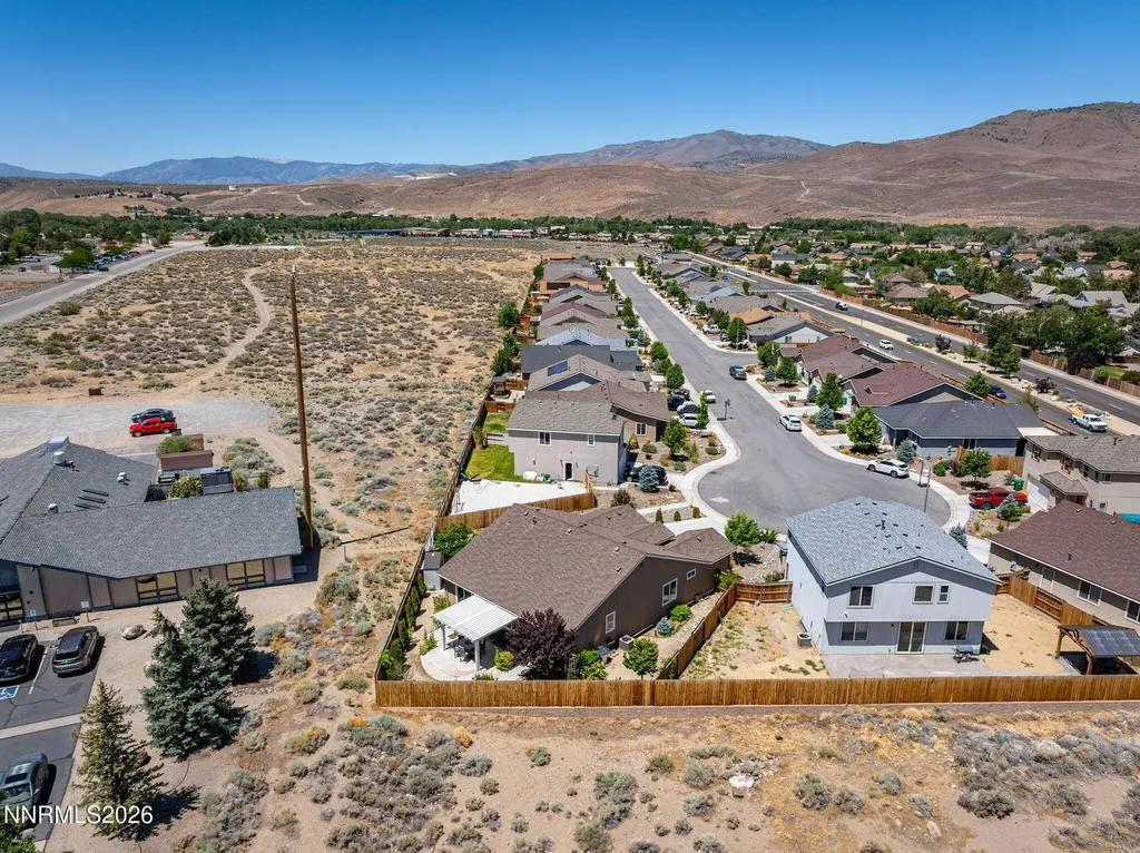 332 Granite Dayton NV 89403