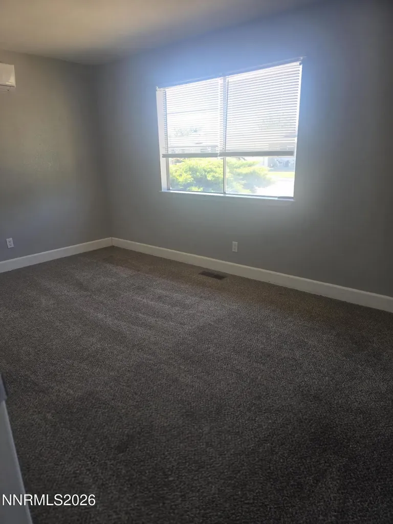 1060 Lee Fallon NV 89406