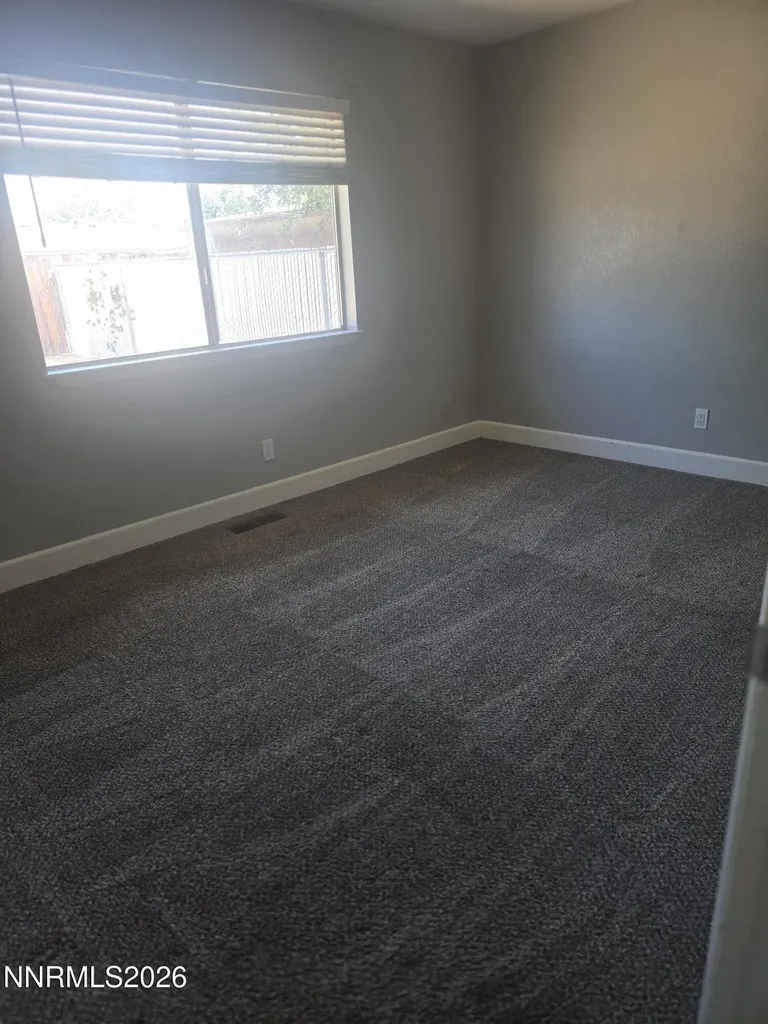 1060 Lee Fallon NV 89406