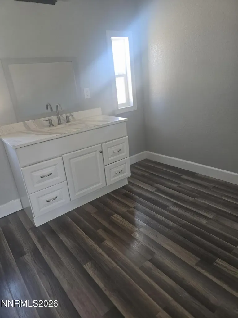 1060 Lee Fallon NV 89406