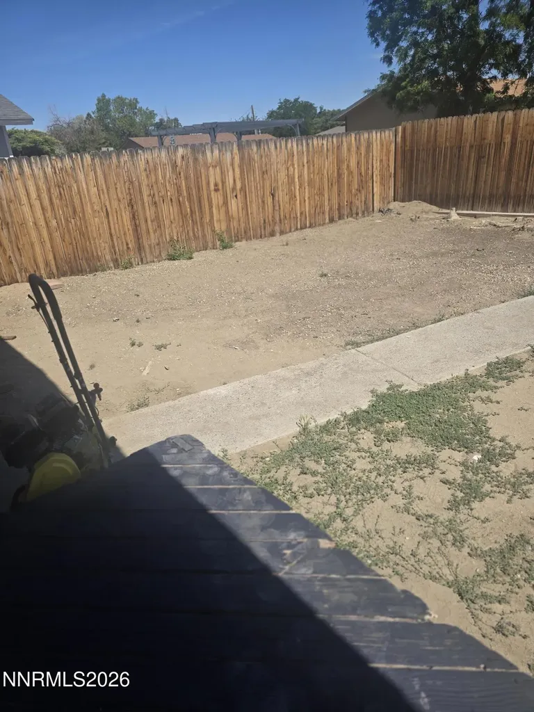 1060 Lee Fallon NV 89406