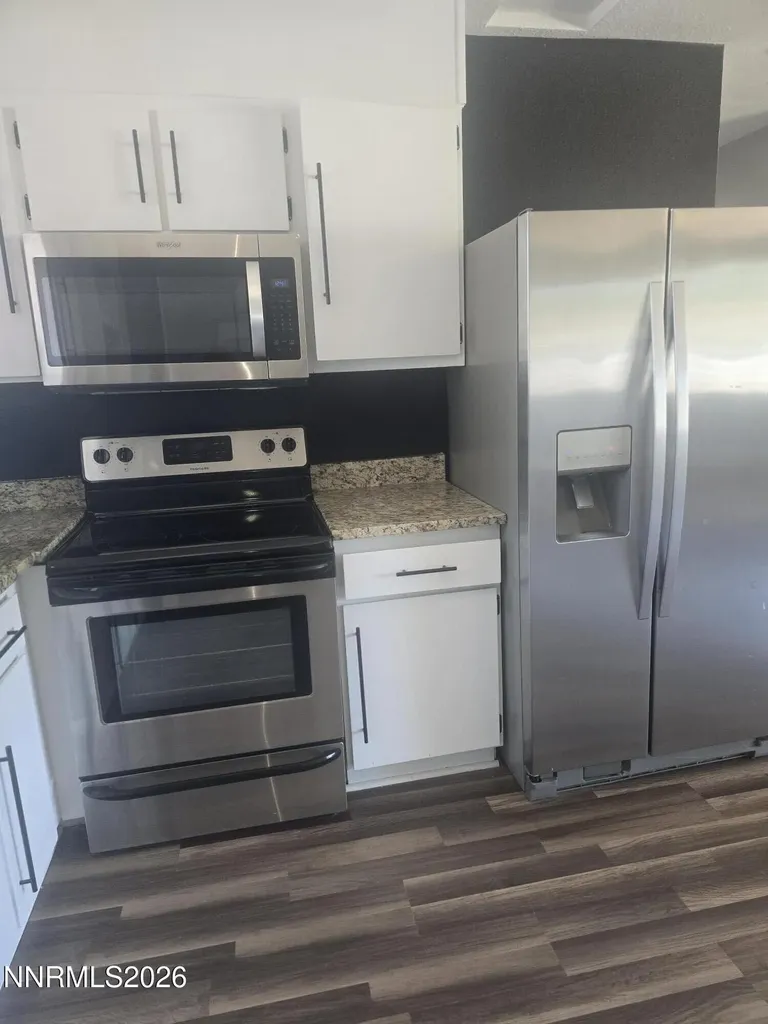 1060 Lee Fallon NV 89406