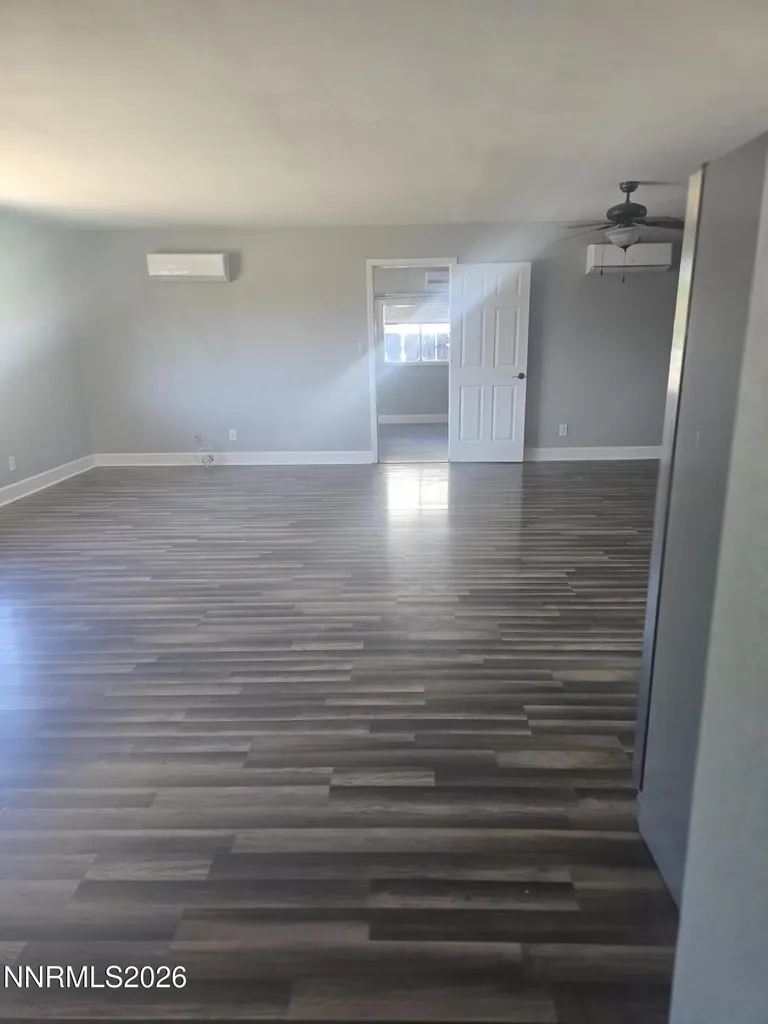 1060 Lee Fallon NV 89406