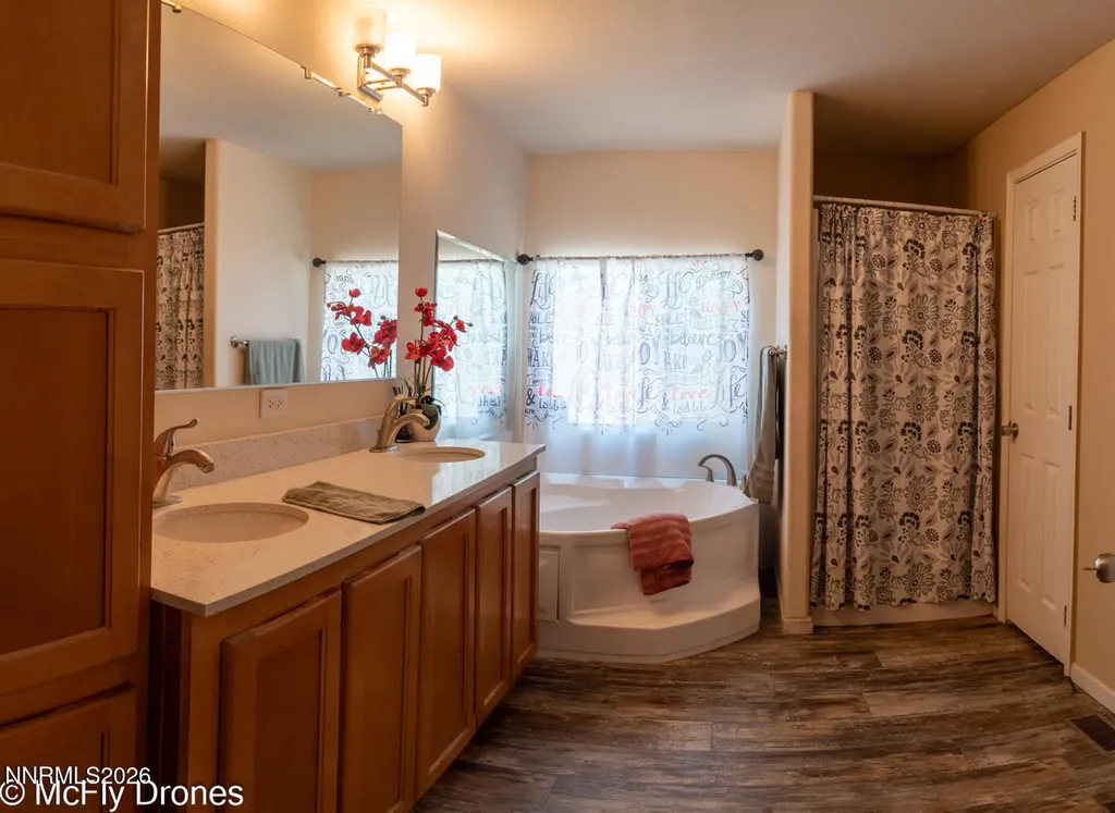 275 Pit Sun Valley NV 89433