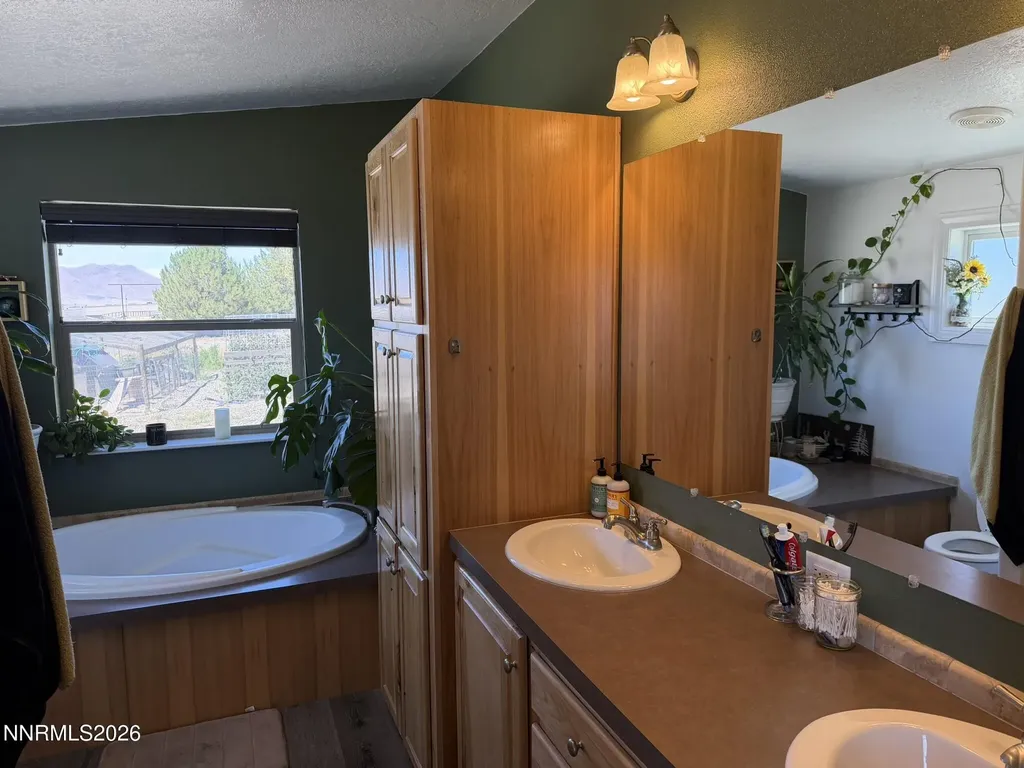 9170 Sabin Winnemucca NV 89445