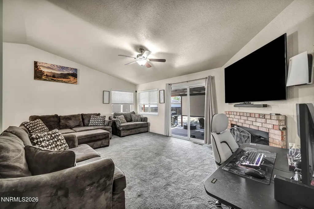 224 Port Dayton NV 89403