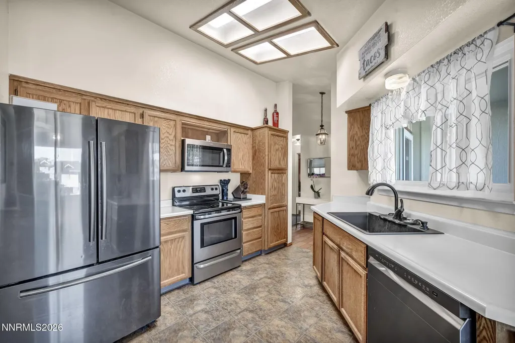 224 Port Dayton NV 89403