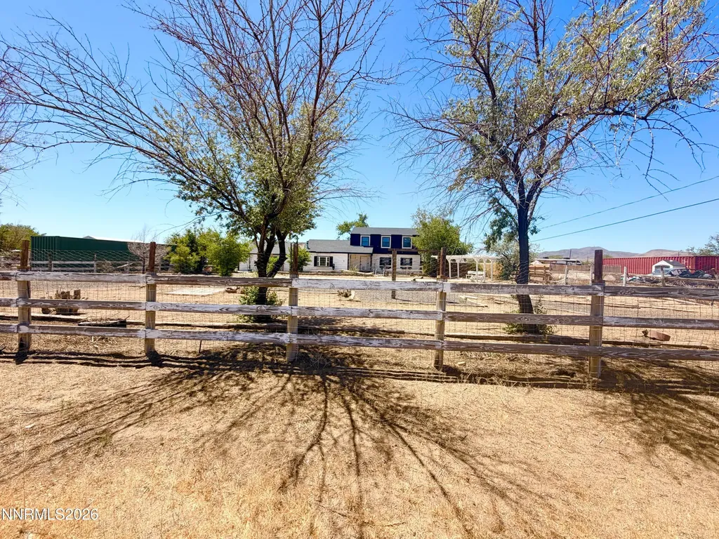1301 Idaho Silver Springs NV 89429
