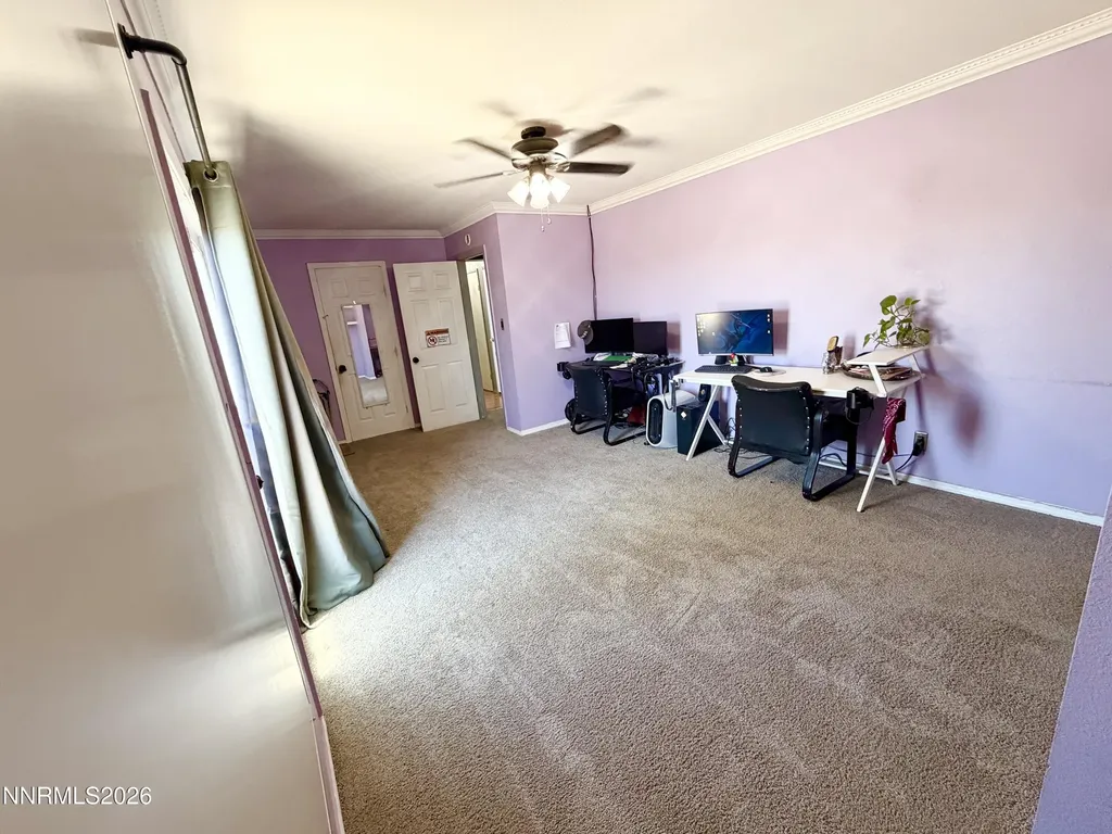 1301 Idaho Silver Springs NV 89429