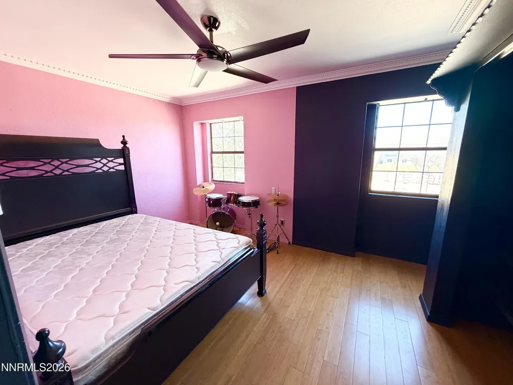 1301 Idaho Silver Springs NV 89429