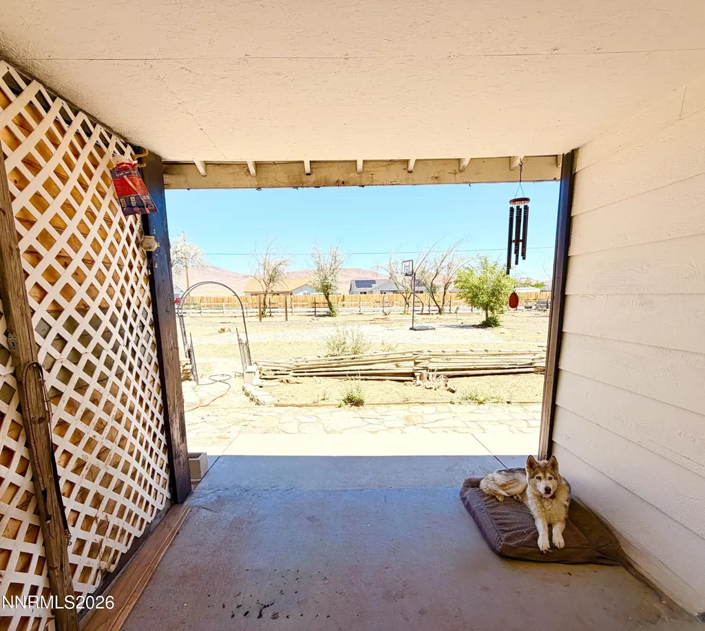 1301 Idaho Silver Springs NV 89429