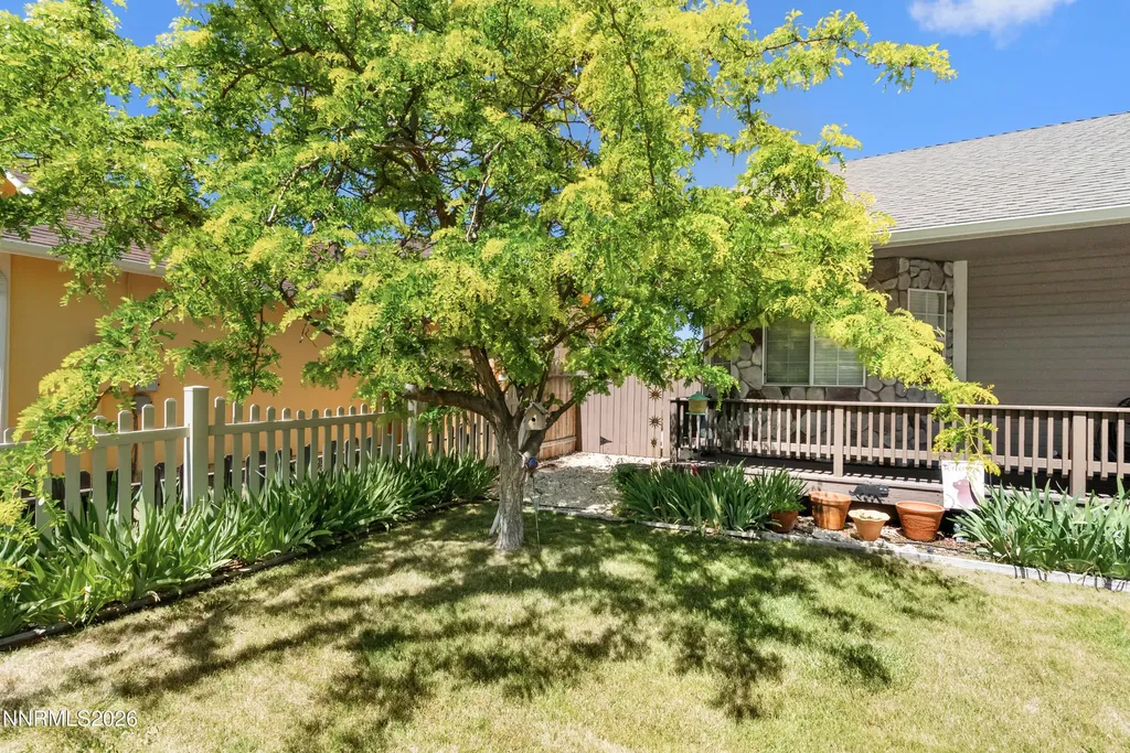 3530 Smoketree Carson City NV 89705