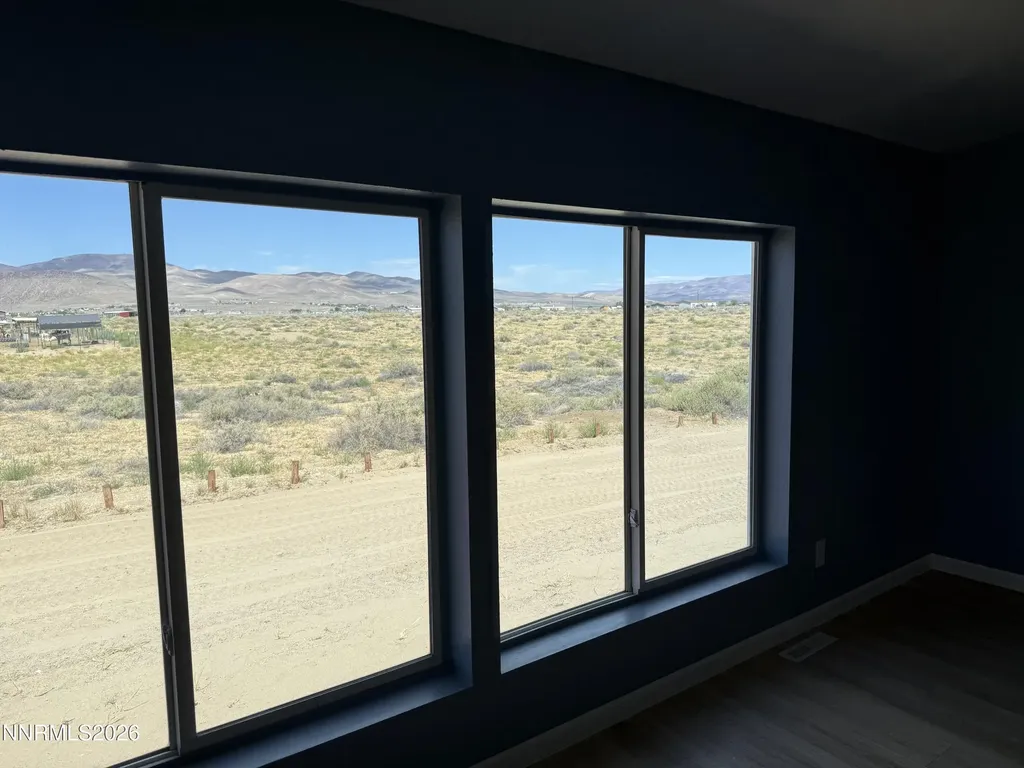 2100 Badger Silver Springs NV 89429