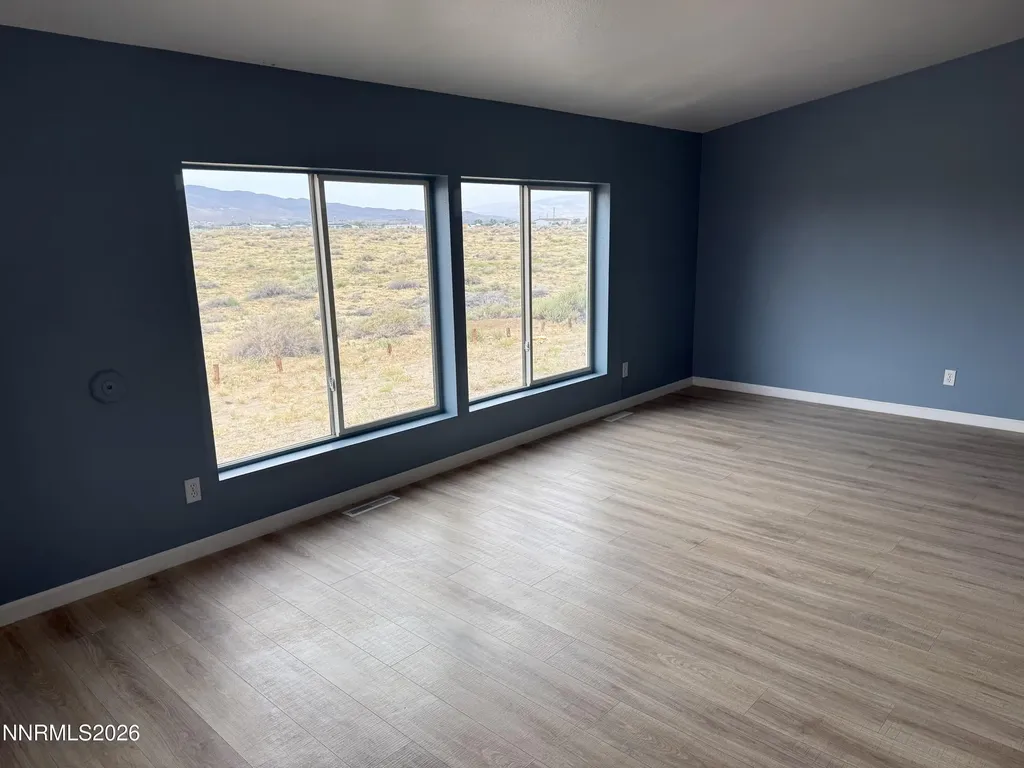 2100 Badger Silver Springs NV 89429