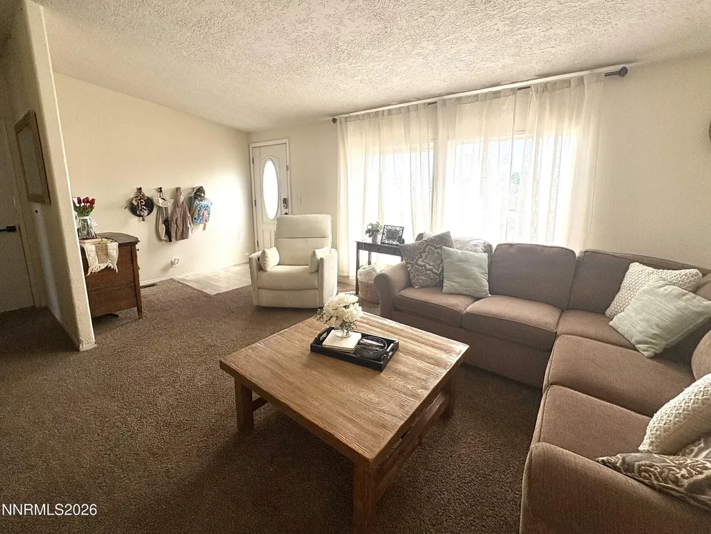 205 Wren Winnemucca NV 89445