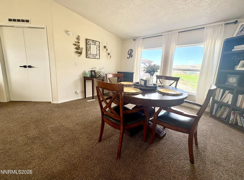 205 Wren Winnemucca NV 89445