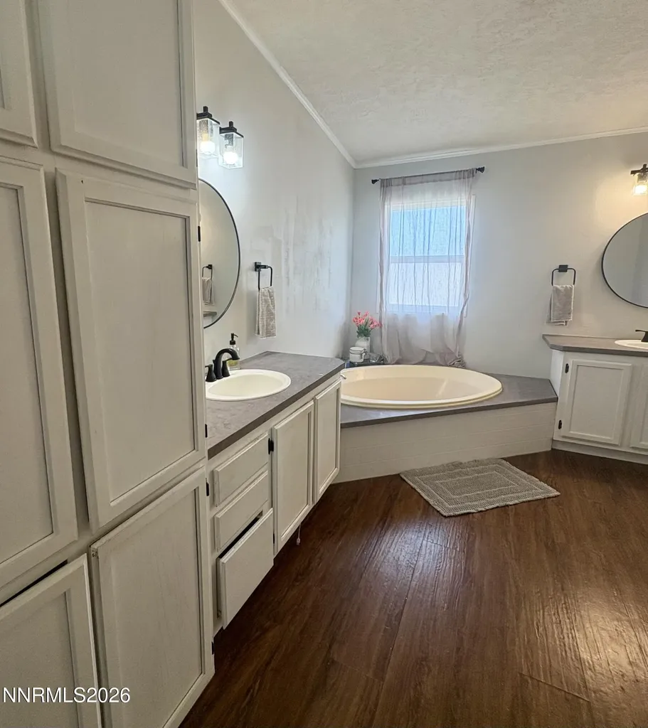 205 Wren Winnemucca NV 89445
