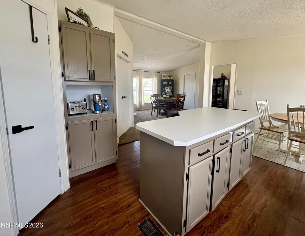 205 Wren Winnemucca NV 89445