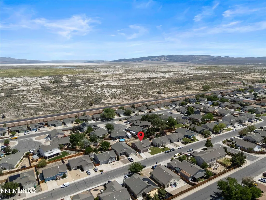 280 Fallen Leaf Fernley NV 89408