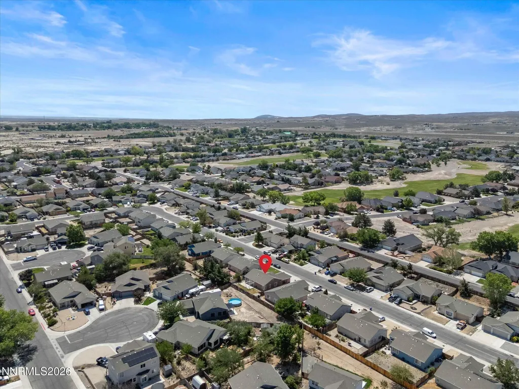 280 Fallen Leaf Fernley NV 89408