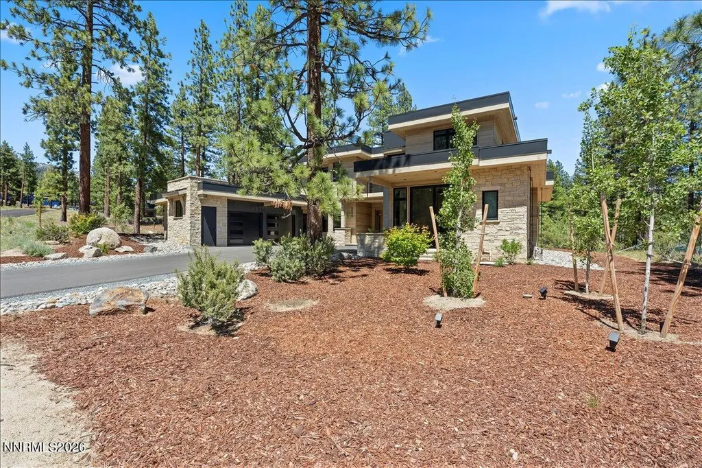 3550 Knob Point Carson City NV 89705