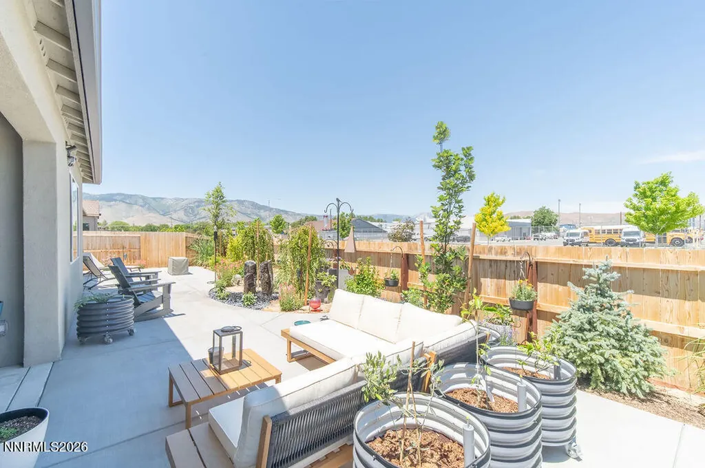 1882 Hogan Peak Carson City NV 89701