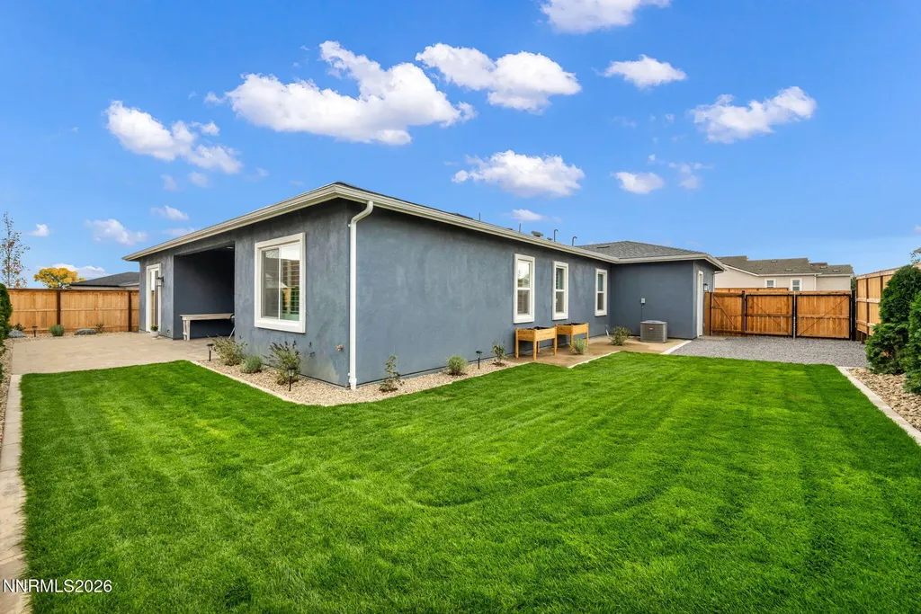 698 Sage Grouse Gardnerville NV 89460