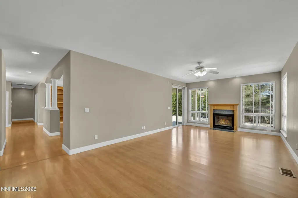 2042 Amberwood Carson City NV 89703