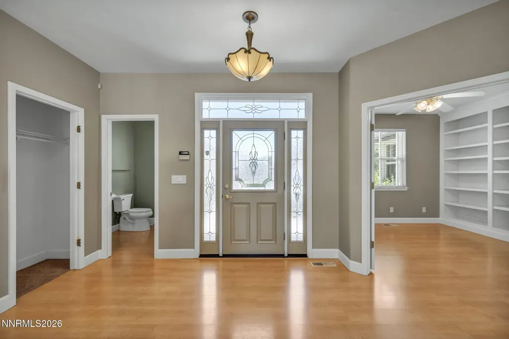 2042 Amberwood Carson City NV 89703
