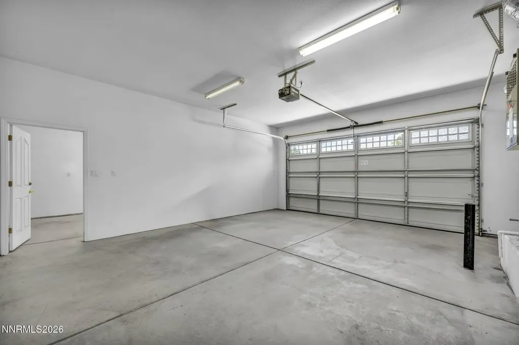 2042 Amberwood Carson City NV 89703