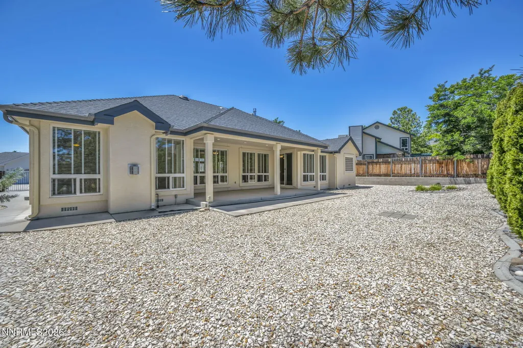 2042 Amberwood Carson City NV 89703