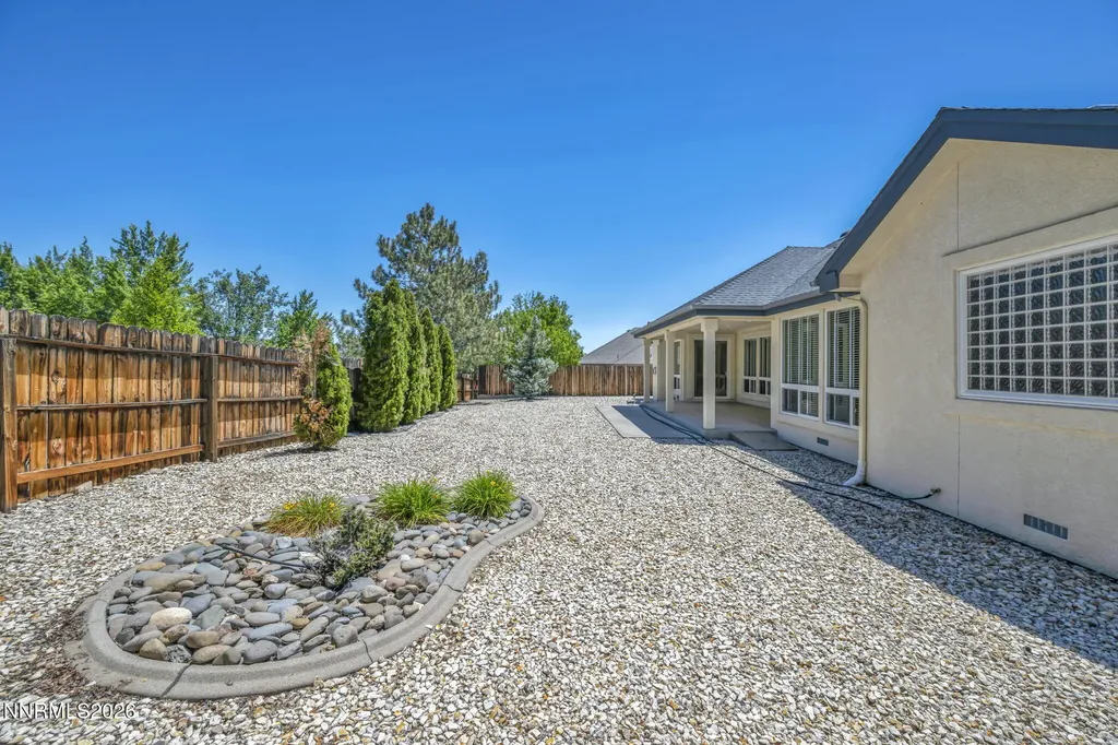2042 Amberwood Carson City NV 89703