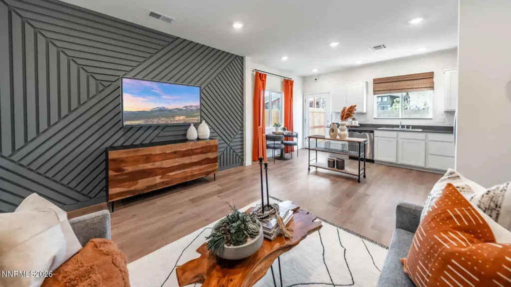 8305 Violet Oak Reno NV 89506