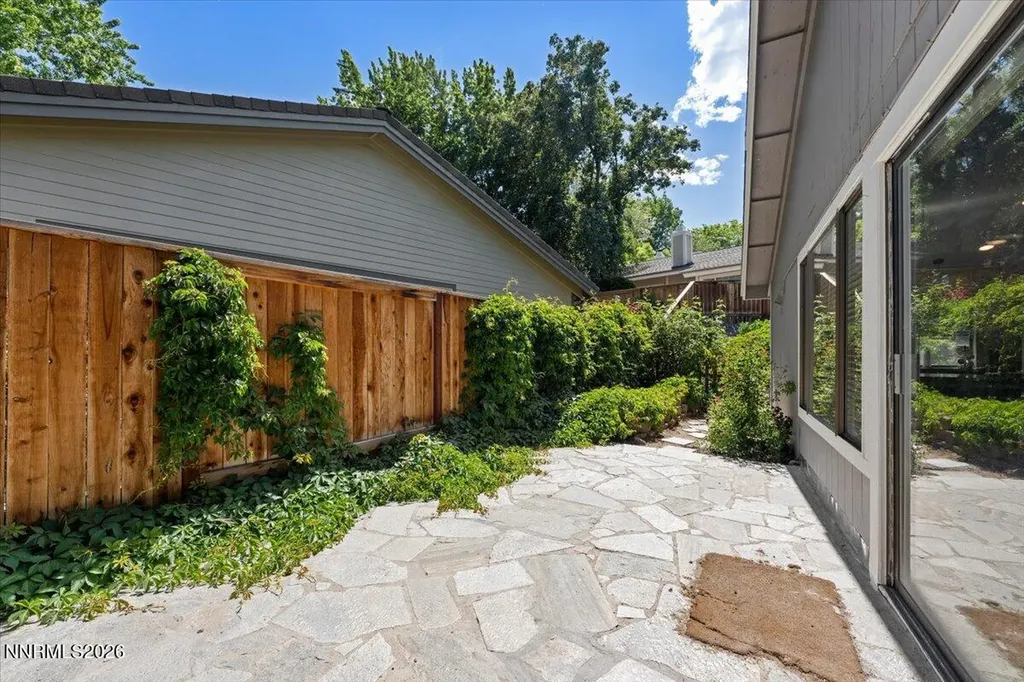 6311 Windy Meadow Reno NV 89519