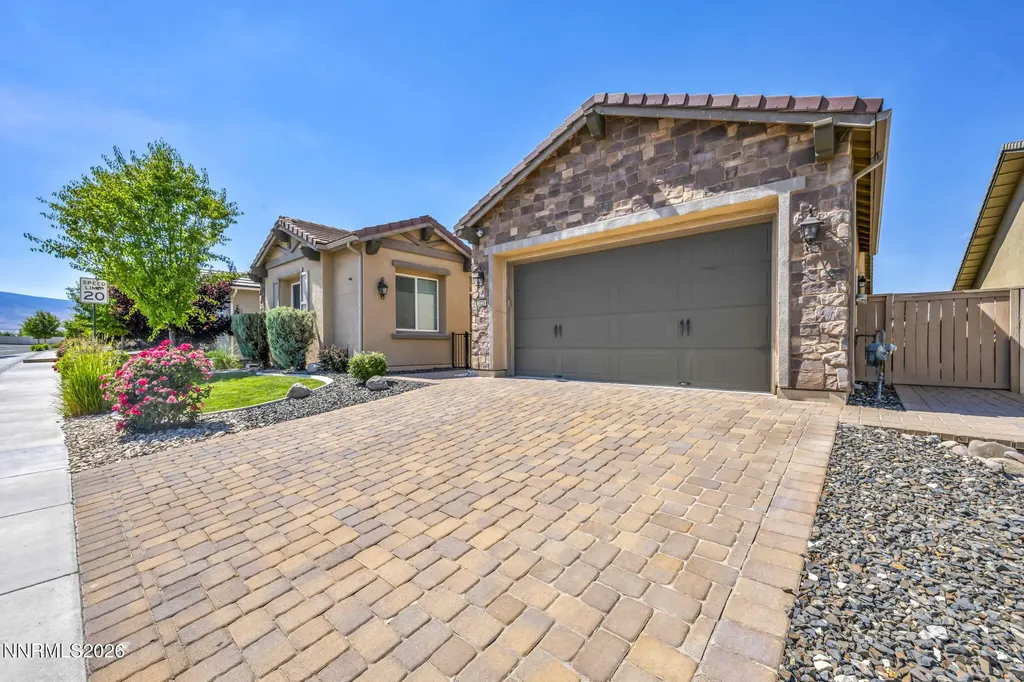 2029 Neviekay Reno NV 89521