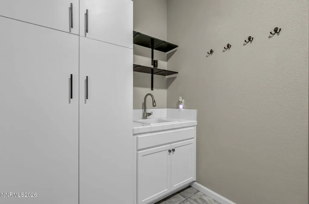 2029 Neviekay Reno NV 89521