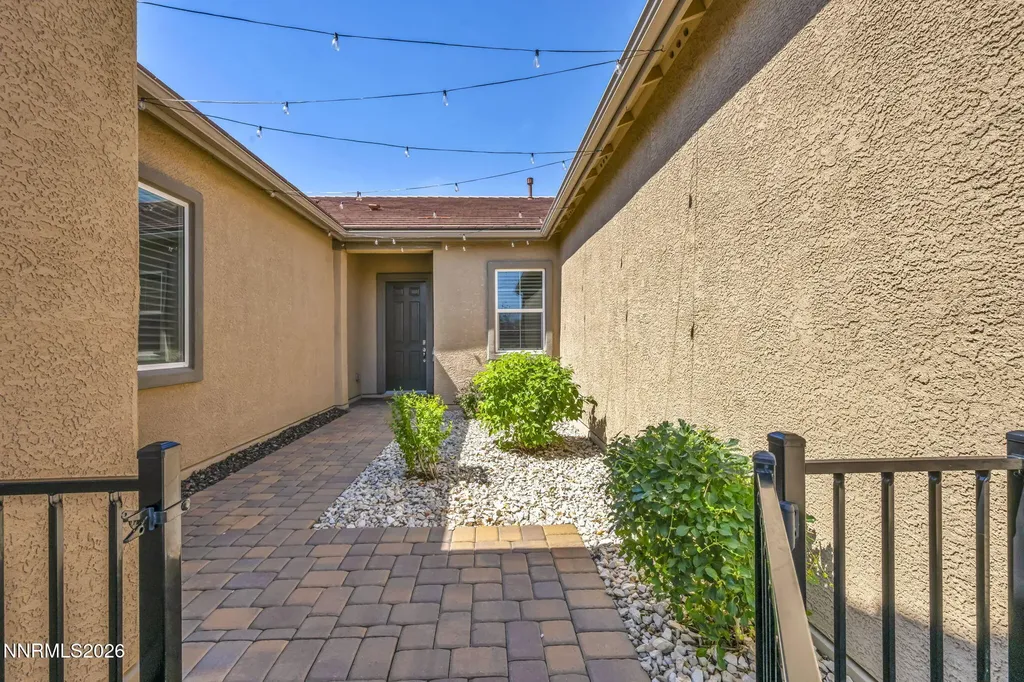 2029 Neviekay Reno NV 89521