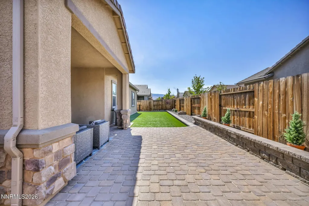 2029 Neviekay Reno NV 89521