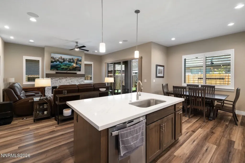 3182 Cambria Carson City NV 89703
