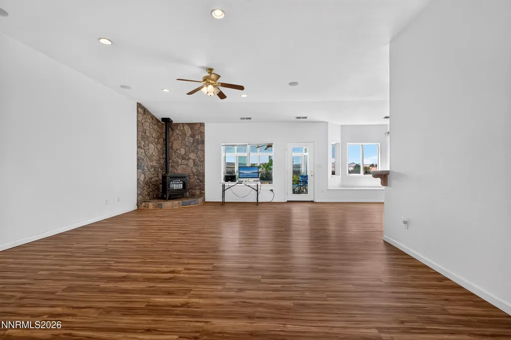 600 Hay Bale Spanish Springs NV 89441