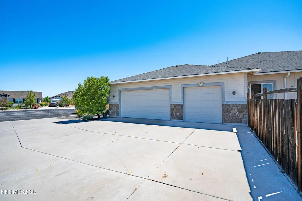 600 Hay Bale Spanish Springs NV 89441