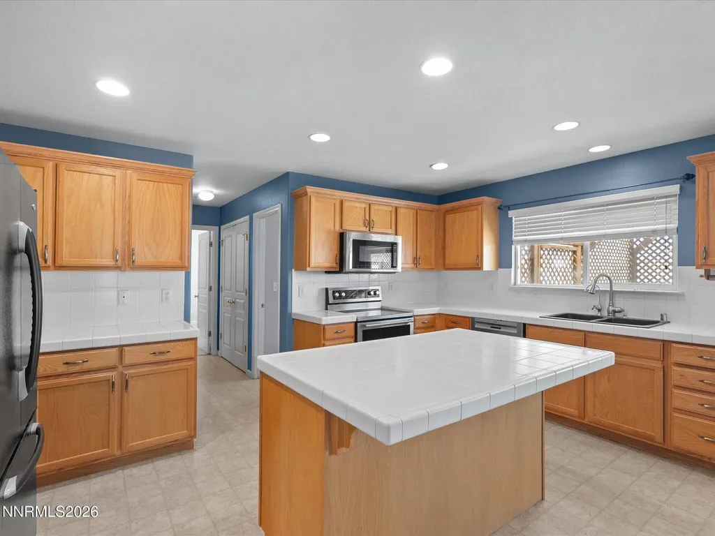 1358 White Bluffs Fernley NV 89408