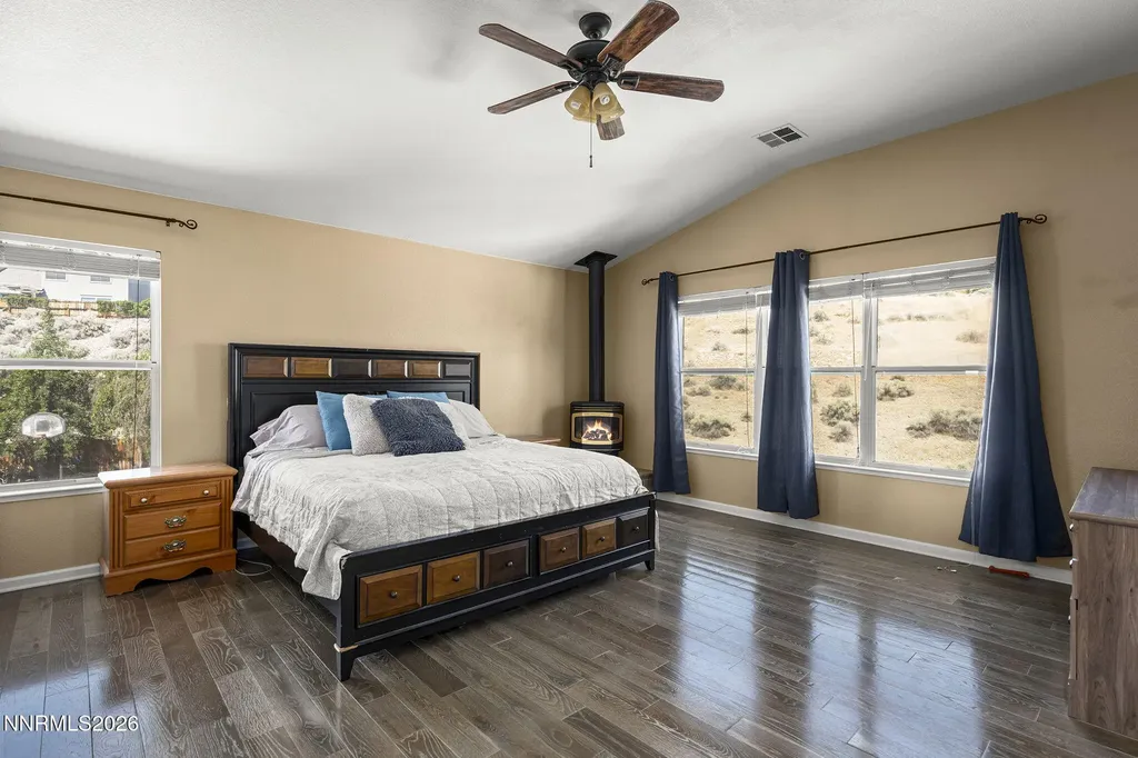 1720 Crestside Sparks NV 89436